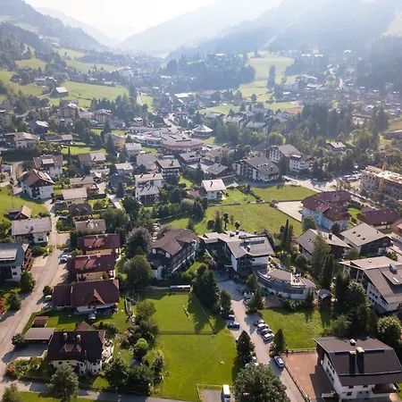 Herzstuckl In Den Nockbergen Bach (Tyrol)